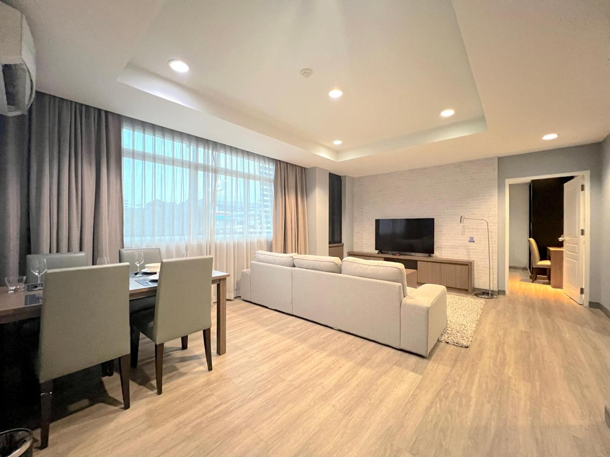 Kokotel Bangkok Dheva Thonglor Luaran gambar