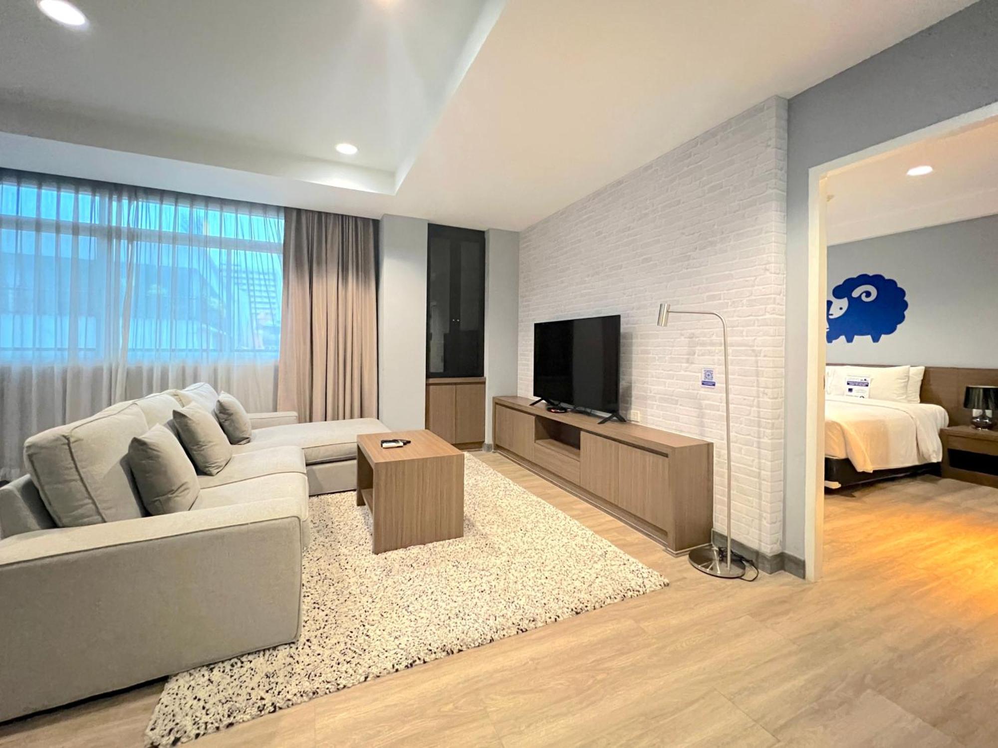 Kokotel Bangkok Dheva Thonglor Luaran gambar